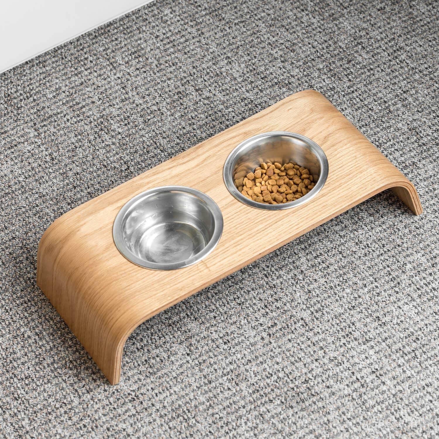 Wooden Elevated Stand for cats and dogs: Ash tree / 44x17x10 cm - Rocky & Maggie's Pet Boutique and Salon