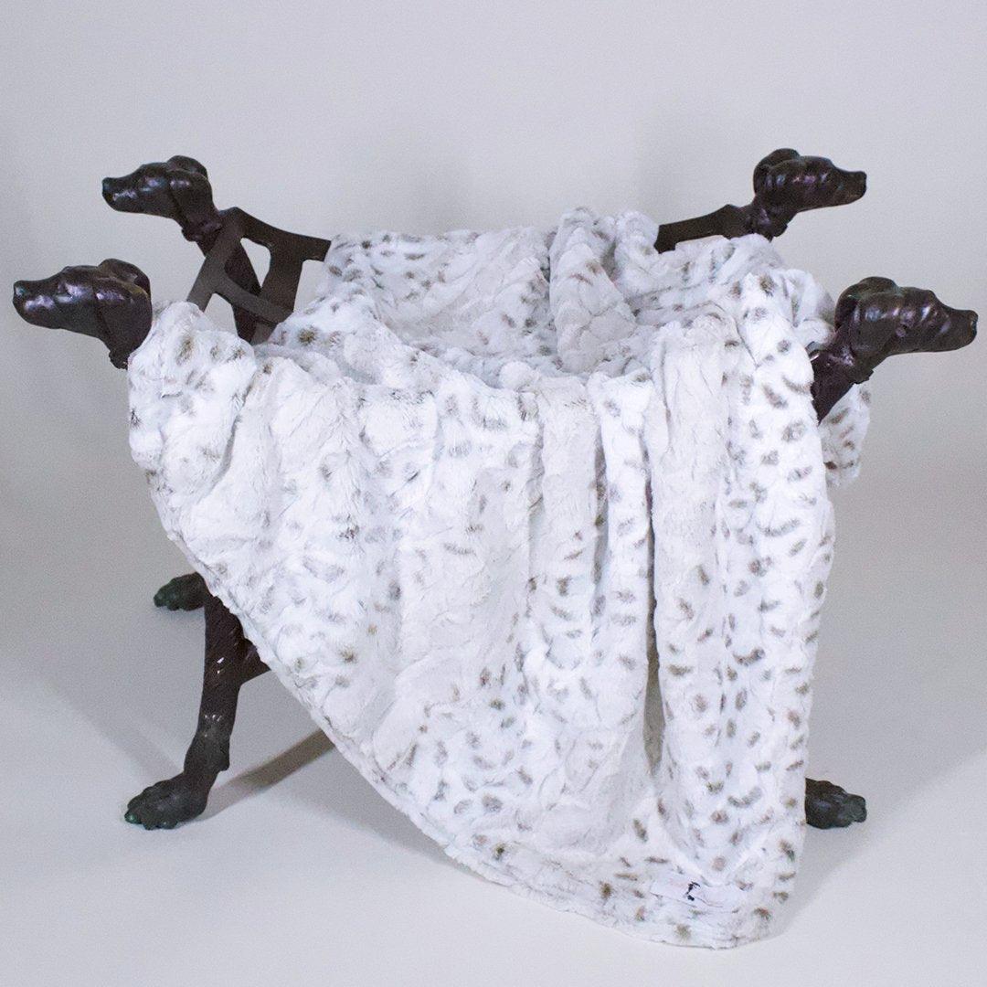 Deluxe Dog Blanket - Rocky & Maggie's Pet Boutique and Salon